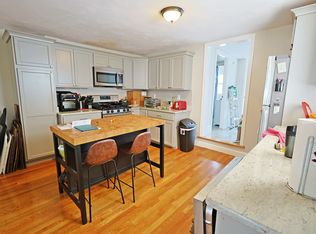 38 Oak St, Waltham, MA 02453