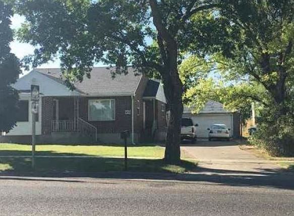 2nd image of 452 E Main St