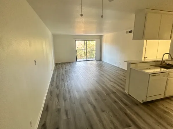 The Mark I, 7040 Haskell Ave #306, Van Nuys, CA 91406