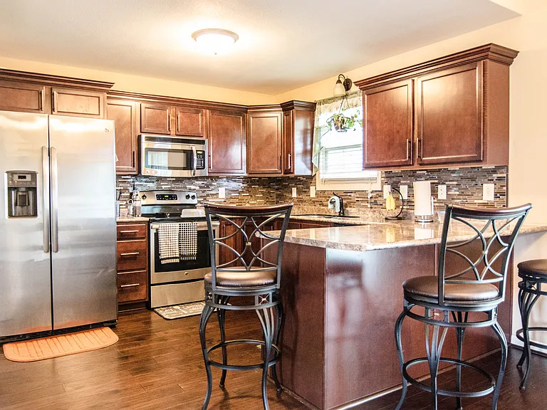 676 Crestone Ct — Photo 6