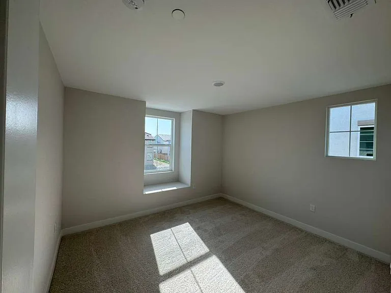 15937 Mavericks Ln — Photo 14