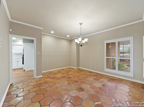 4th image of 4316 Muirfield St