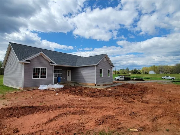 184 Firehouse Dr, Louisa, VA 23093