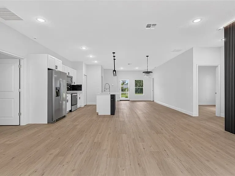 7883 SW 138th Street Rd — Photo 8