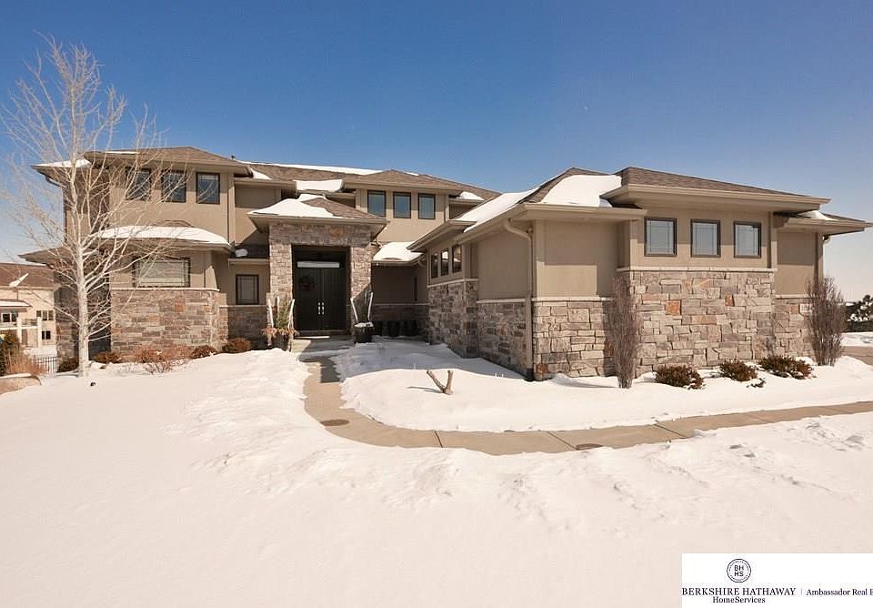 1st image of 21354 Cedar Cir