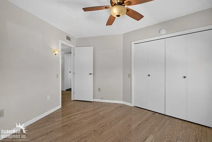 13652 N 108th Dr — Photo 14