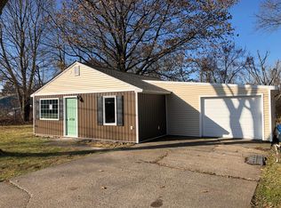 4758 Frederick Dr, Vermilion, OH 44089