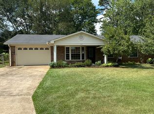 625 Ridgeland Cir, New Albany, MS 38652