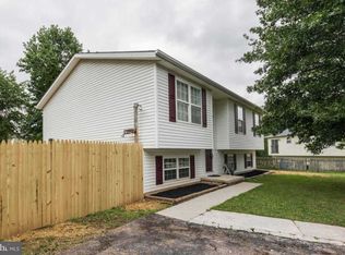 2 Starboard Ct, Taneytown, MD
