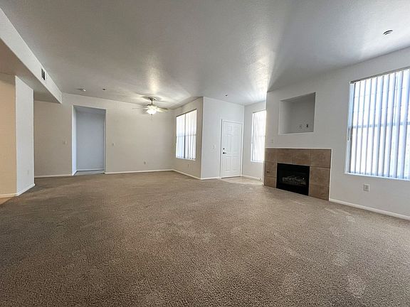 2nd image of 5855 Valley Dr Unit 1081