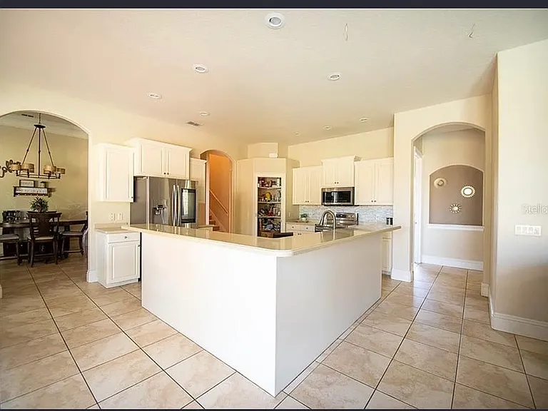 6237 Ashley Dr — Photo 37