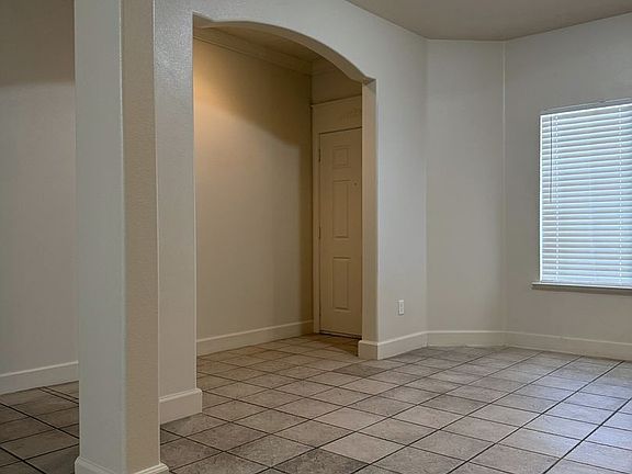 5th image of 2288 Whipplewood Dr
