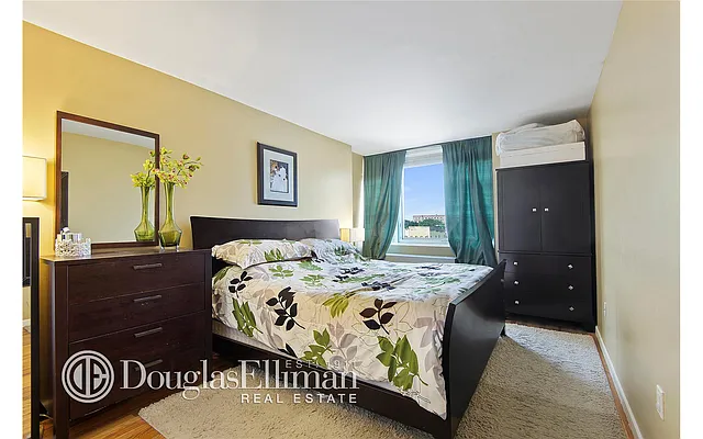 Sold by Douglas Elliman | media 5