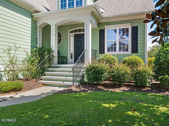 2nd image of 4110 Kittiwake Court SE