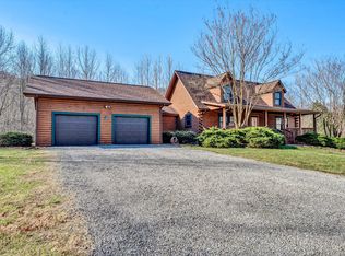48 Whispering Heights Dr, Hardy, VA 24101