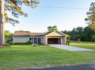 812 Varnview Dr, Waycross, GA 31501