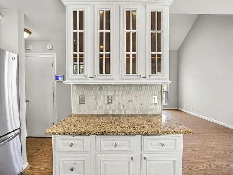 3127 Creekview Ln — Photo 52