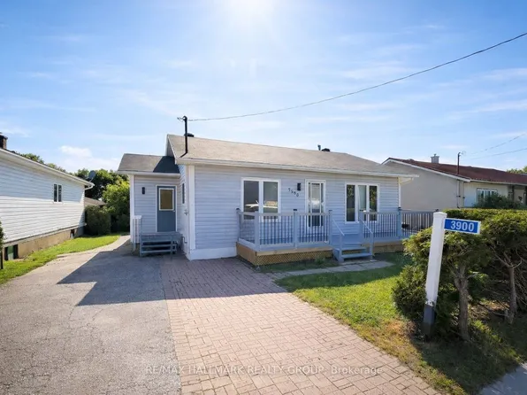 3900 Champlain St, Clarence Rockland, ON K0A 1E0