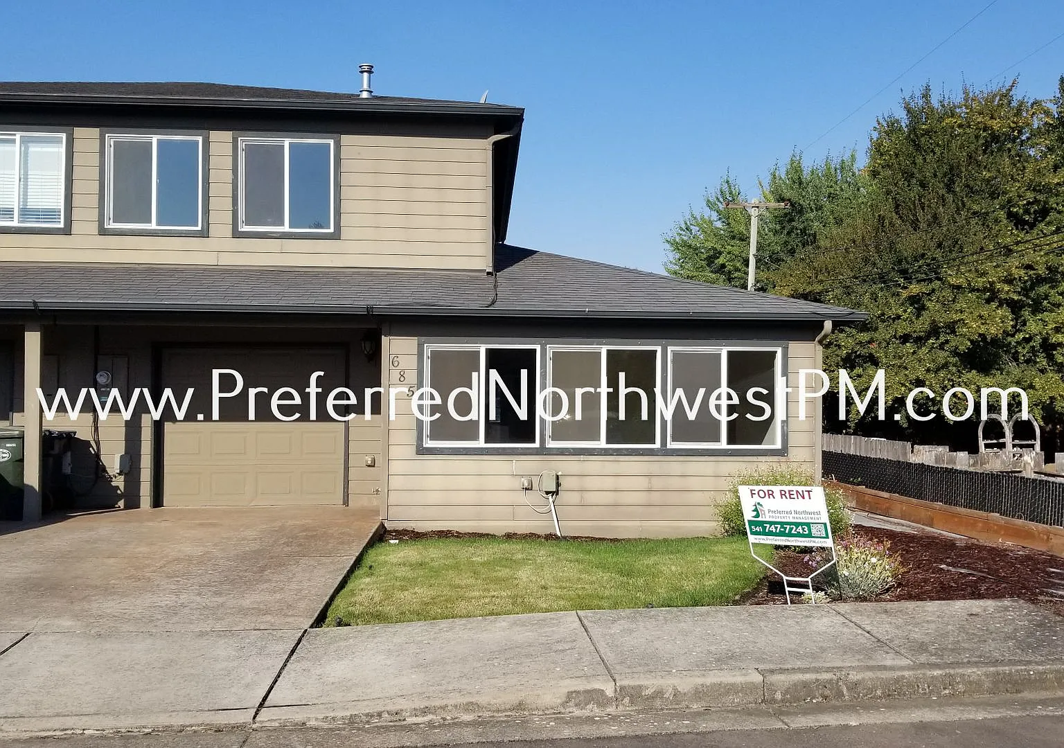 Junction City Row House — Photo 1