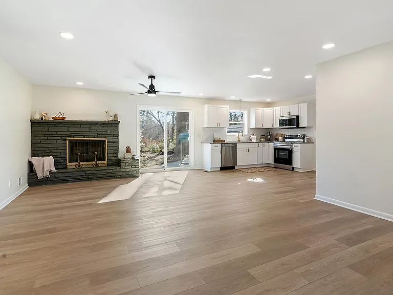 2712 Marschalk Rd — Photo 4