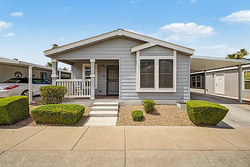 1702 E Michelle Dr Photo 1