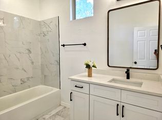 911 Florida St #1, San Antonio, TX 78210