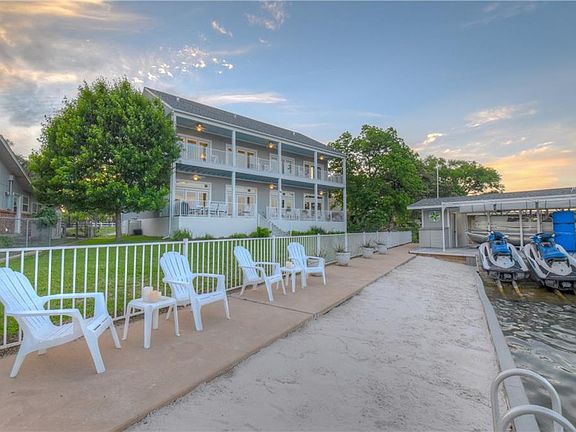 3rd image of 222 Flamingo Cir