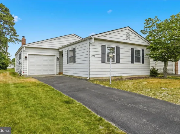 298 Costa Mesa Dr, Toms River, NJ 08757