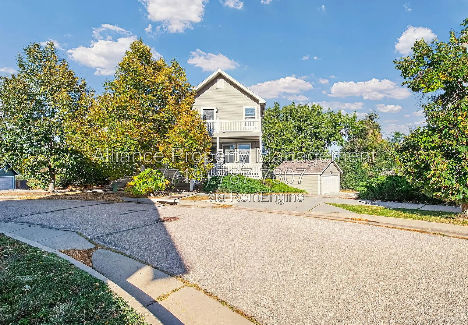 4 bed, 3.5 bath, 2040 sqft, $2,195 — Photo 1