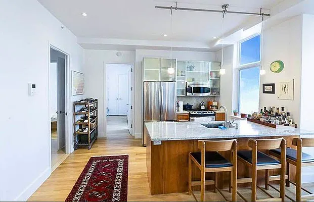 Rented by The KCI Group | media 21