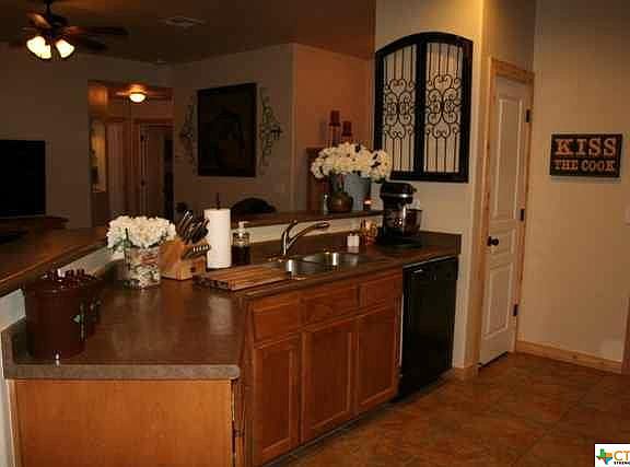 4th image of 1131 Blazewood Dr