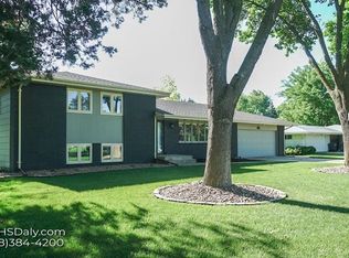 2019 Park Dr, Grand Island, NE 68801