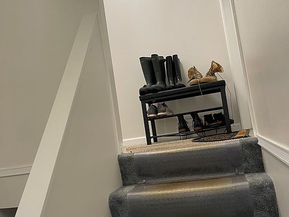 4th image of 95 Downey Dr