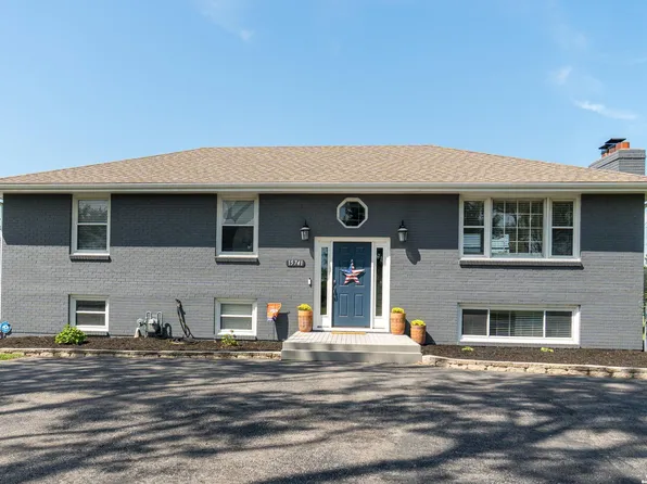 15741 150th St, Bonner Springs, KS 66012