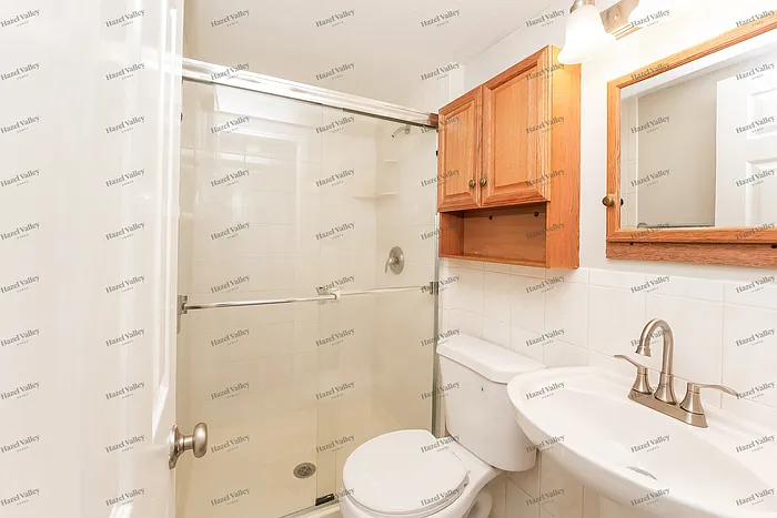 6039 Sherwood Dr — Photo 11