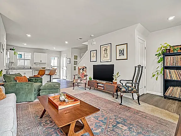 501 Mills Hill Way — Photo 8