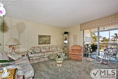 3rd image of 25730 Hickory Blvd APT 228