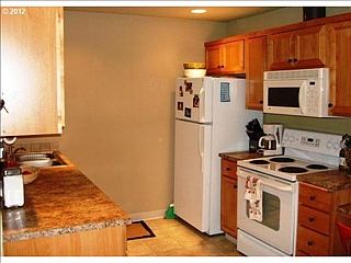 2nd image of 14019 NE 20th Ave APT 20B