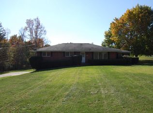 2328 Milwaukee Rd, Clarks Summit, PA 18411