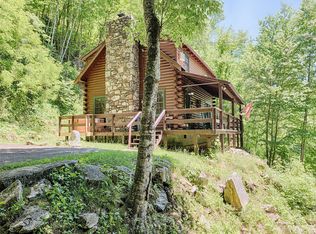 81 Railroad Grade Rd, Maggie Valley, NC 28751