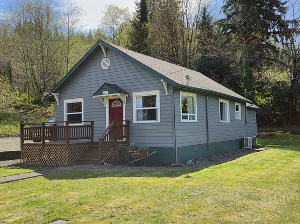 2242 Michigan Ave, Raymond, WA 98577