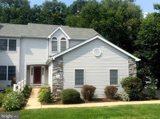 156 Treetops Dr, Lancaster, PA