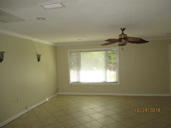 4th image of 281 NW Ferris Dr