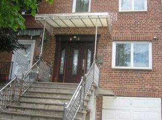 15325 76th Rd, Flushing, NY 11367