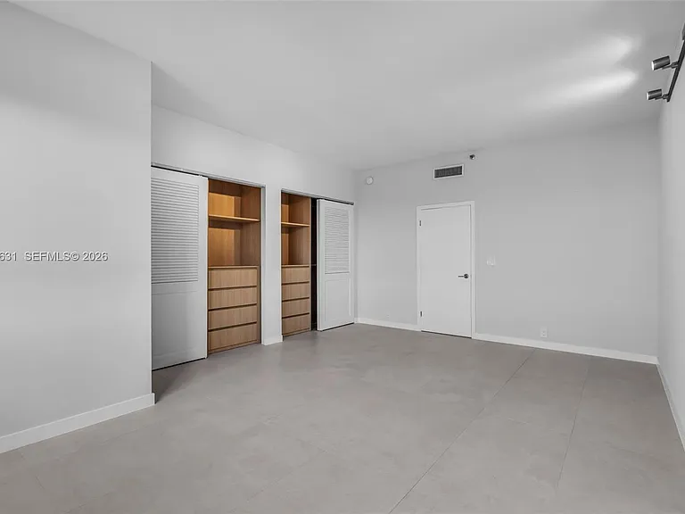 251 Crandon Blvd #1037 — Photo 37