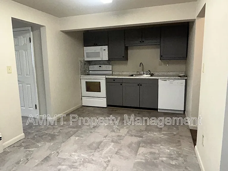 2833 3rd Ave SE #1 — Photo 1