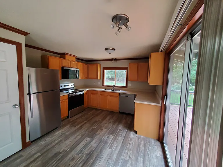 SE 245th Pl — Photo 7