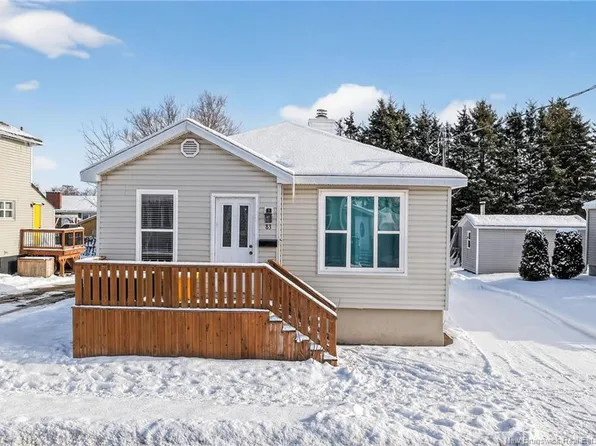 83 Churchill St, Moncton, NB E1C 7J2