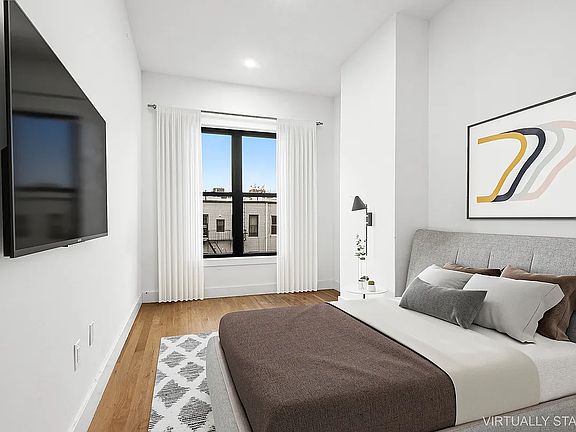 5th image of 1409 Greene Ave Floor 3