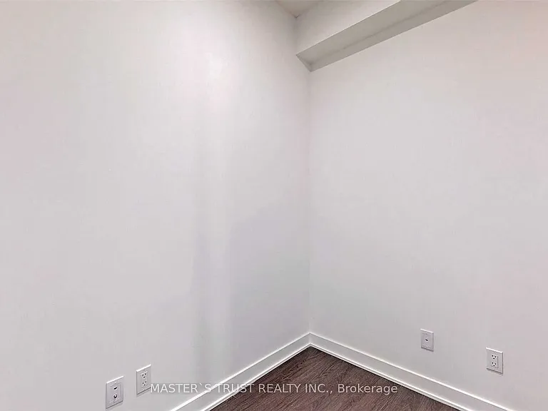 17 Bathurst St #2611 — Photo 18